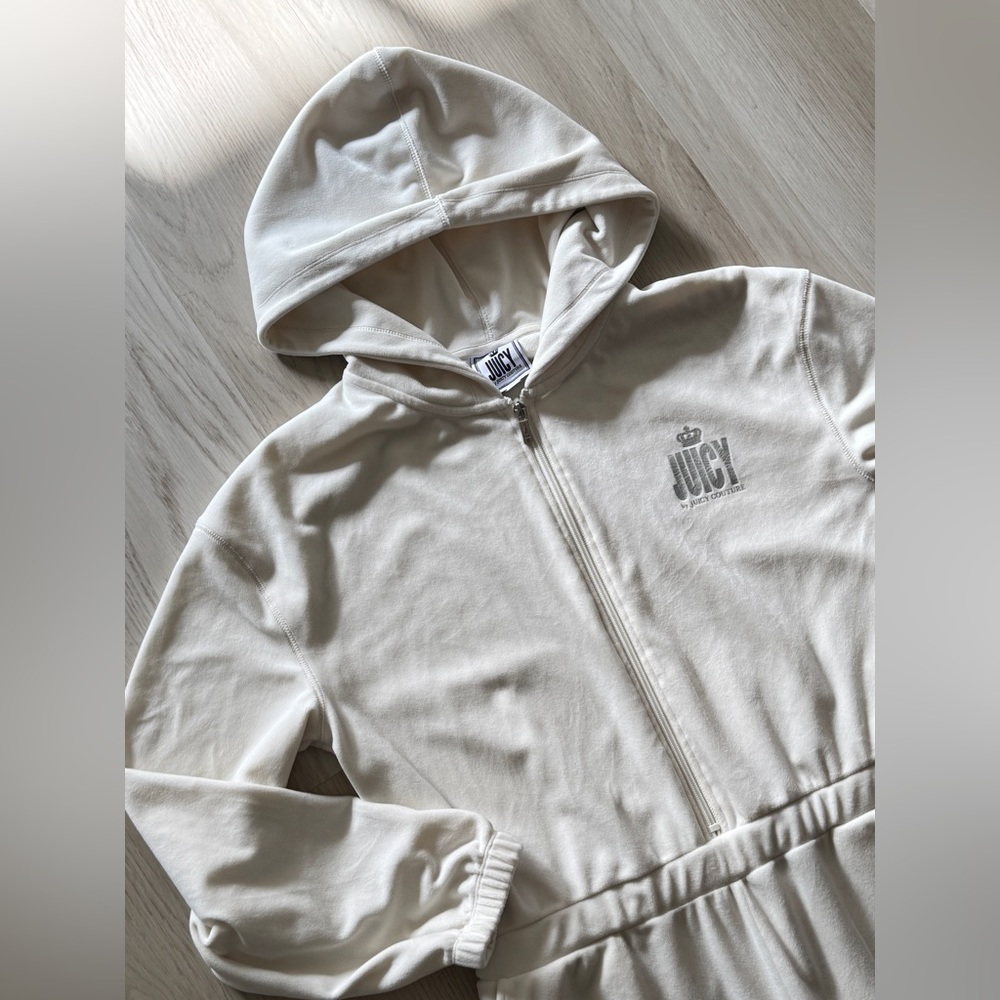 Juicy Couture Velour Long Sleeve Jumpsuit One Piece Suit hood Cream Pebble large - Picture 4 of 8